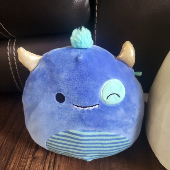 Squishmallows 12" Oakley the Sage Green Wolf Plush Toy Rinz  Blue Monster 7.5 - Picture 4 of 5